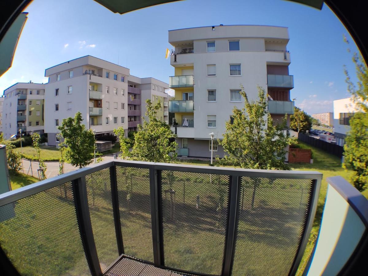 2110 Zwyciestwa 5n - Tanie W Apartamencie - Samodzielne Zameldowanie - Self Check In Apartment