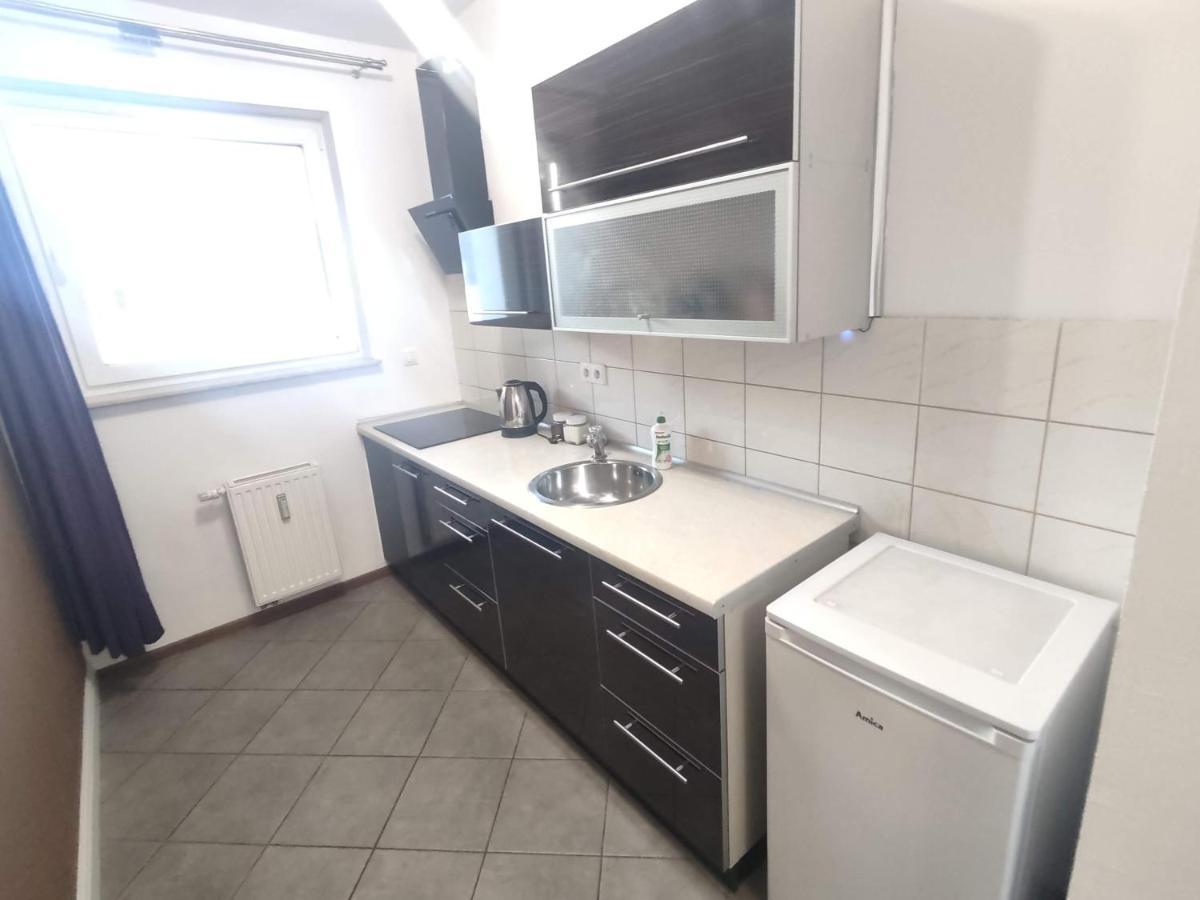 2110 Zwyciestwa 5n - Tanie W Apartamencie - Samodzielne Zameldowanie - Self Check In Apartment